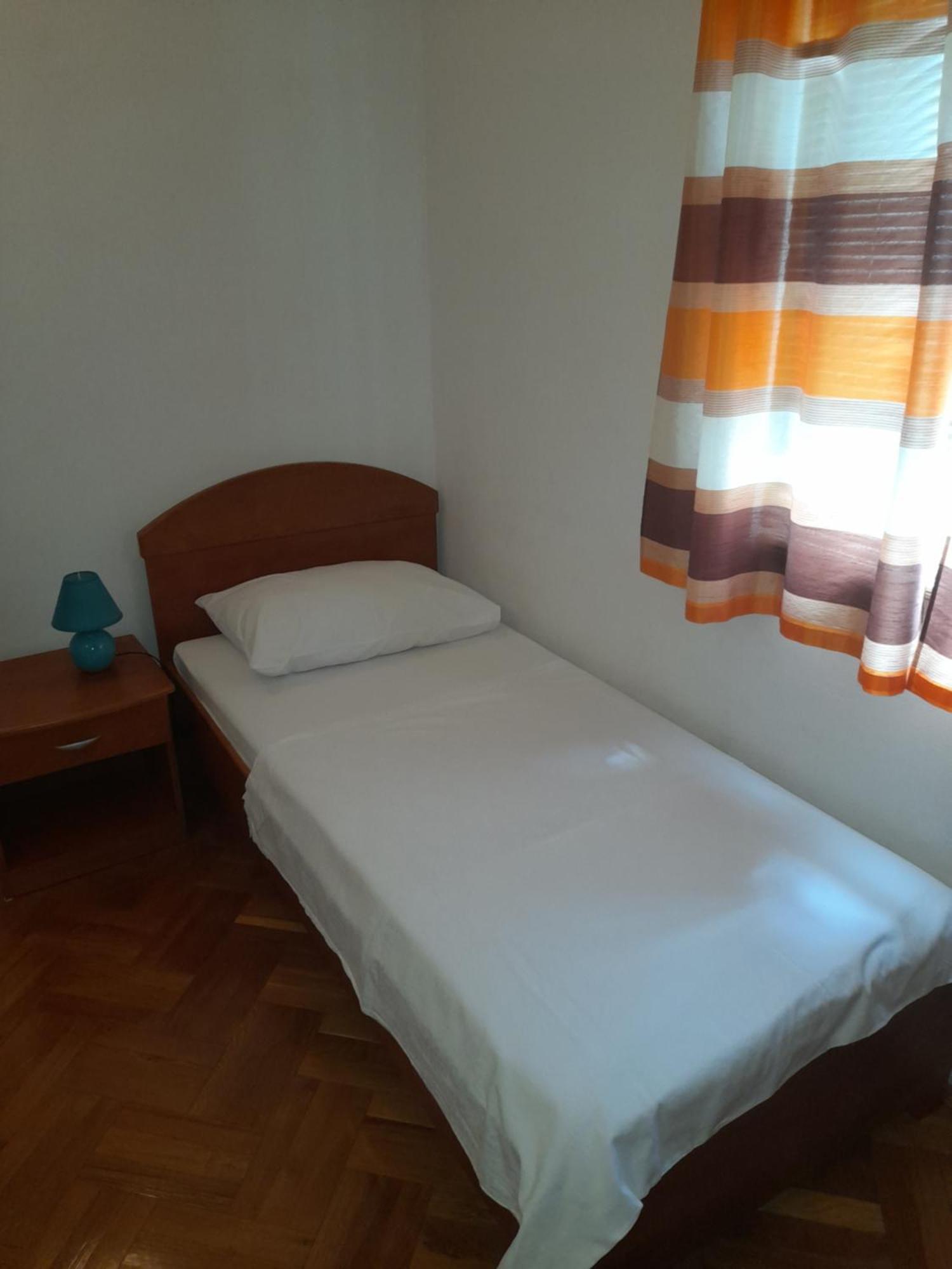 Apartamento Nives B. Supetar Exterior foto