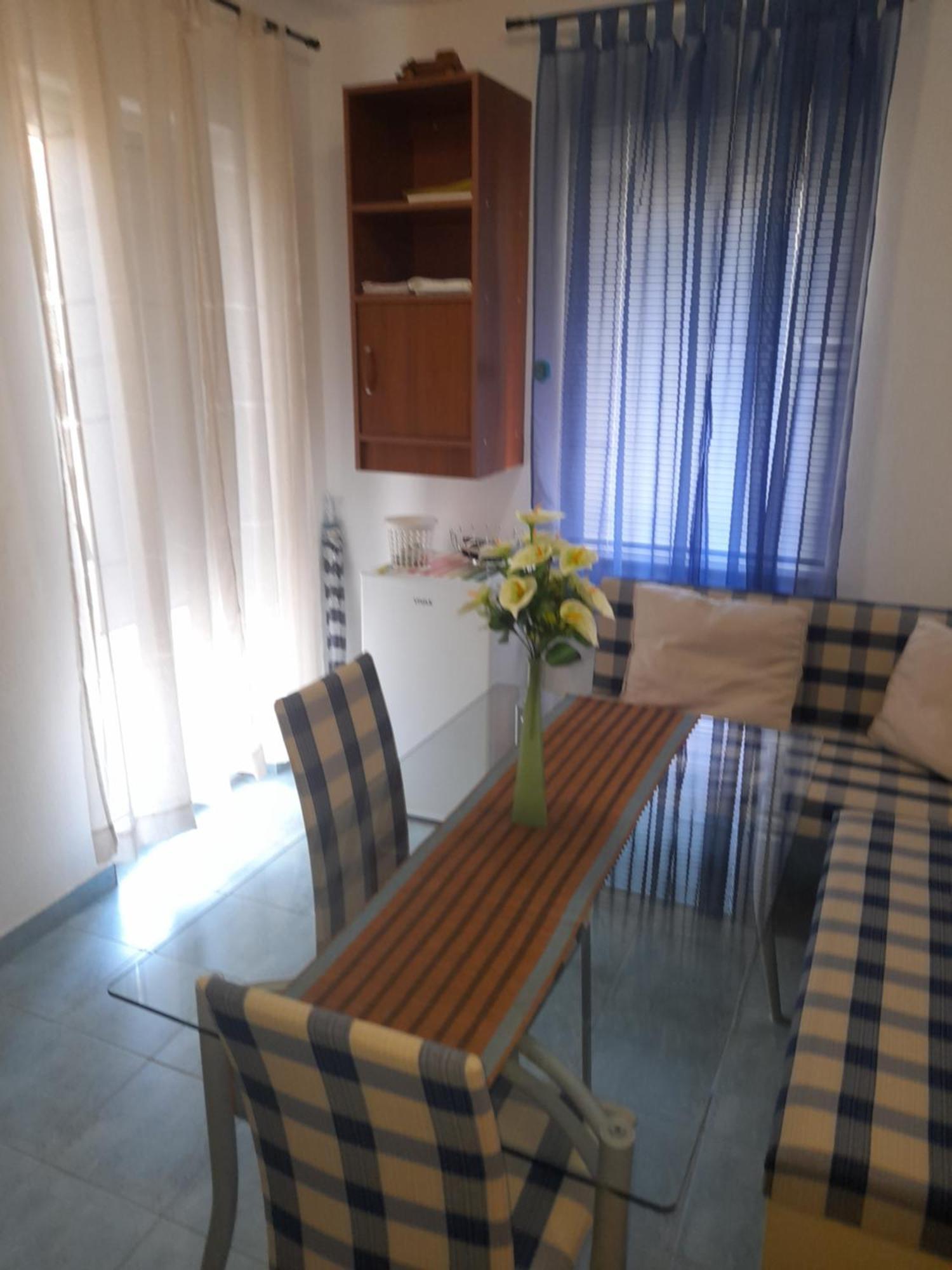 Apartamento Nives B. Supetar Exterior foto